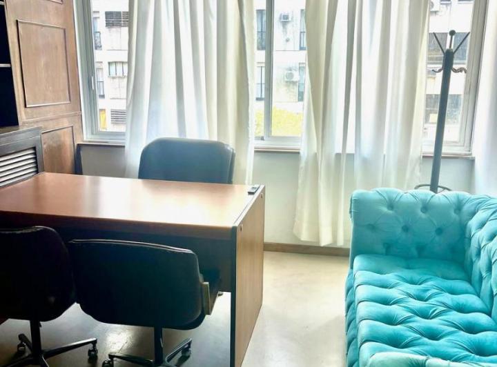 Estratégico Piso de oficina o vivienda en el corazón de Recoleta ideal para Renta