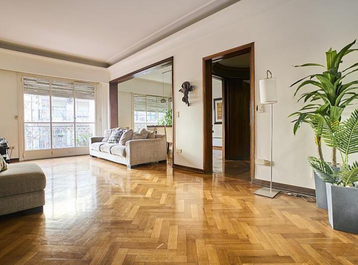 Venta Departamento 4 ambientes Amplio Luminoso Balcón Caballito 5