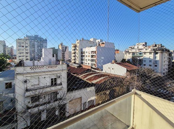 3 ambientes con COCHERA en Caballito 5