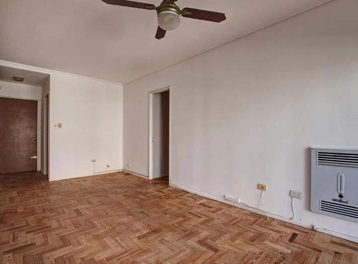 Venta Departamento 3 ambientes Luminoso Contrafrente Balcón Cochera Caballito 5