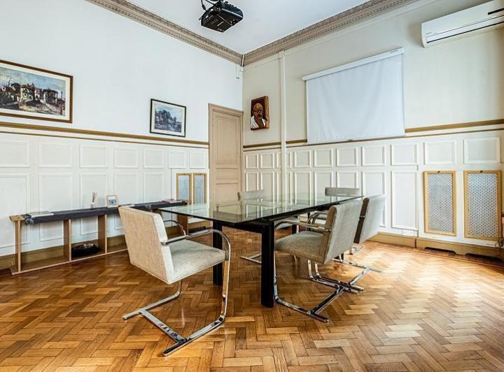 Venta 6 ambientes Excelente Piso Cochera Bajas expensas Caballito 1