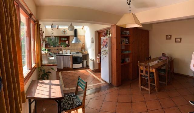 Venta de casa/dos departamentos, apto comercial residencial turístico con vista, amplio jardín. 4