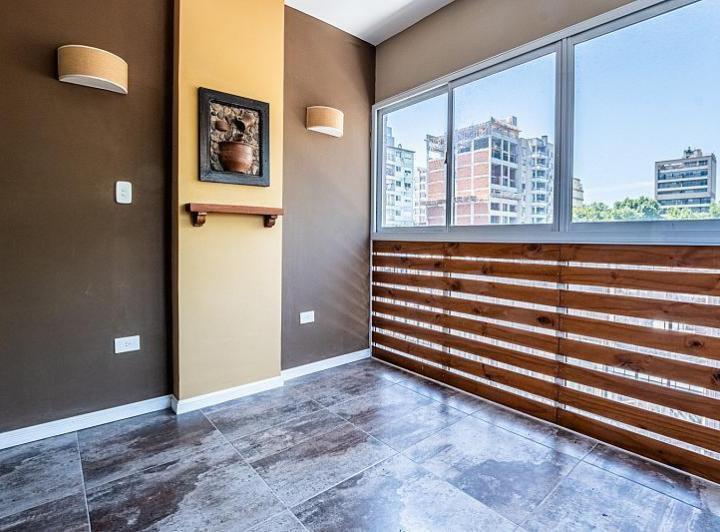Venta 4 ambientes Impecable A nuevo Balcón San Martín 3