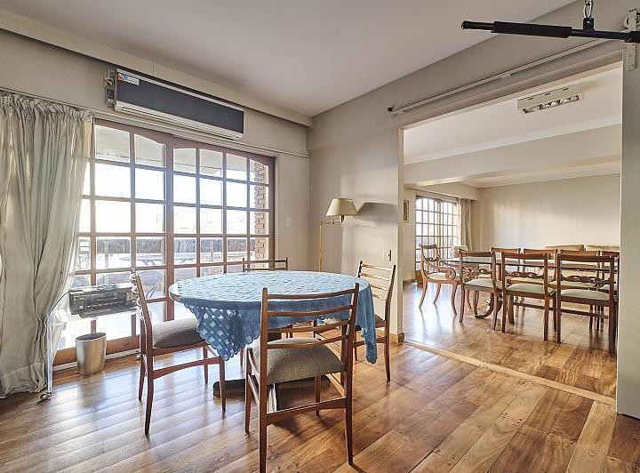 Venta Departamento 4 ambientes Excelente Piso 2 cocheras Caballito 2