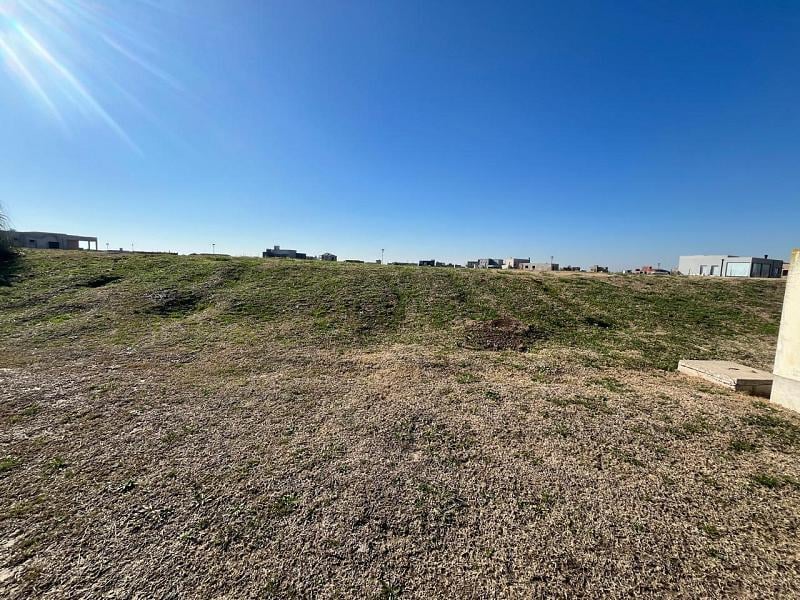 Lote interno en etapa 4 del barrio Santa Clara al Sur. Canning-San Vicente.