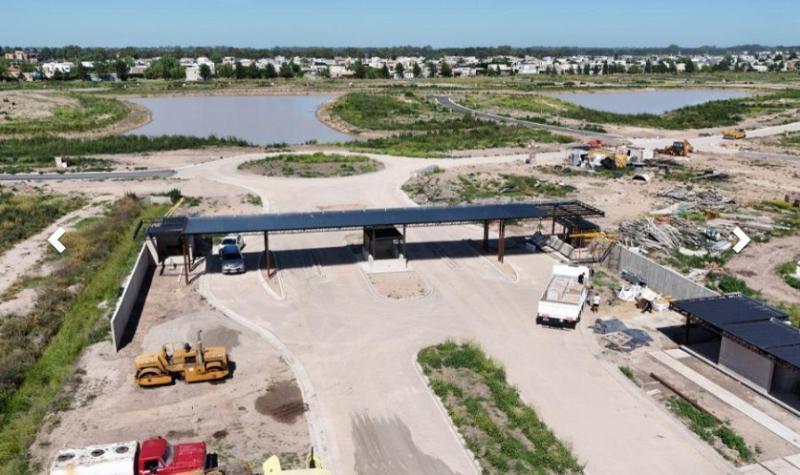 Lote con fondo a la laguna en San Roque, Canning Village.