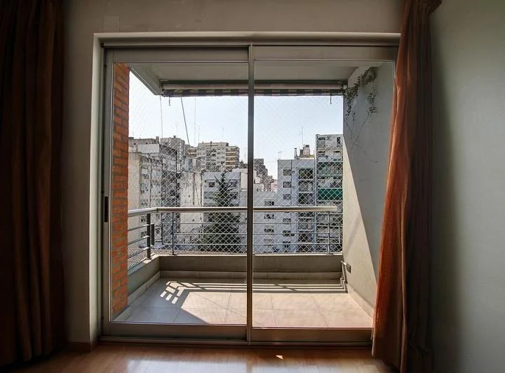 Alquiler departamento 3 ambientes Excelente Semipiso Luminoso Balcón Cochera Caballito 2
