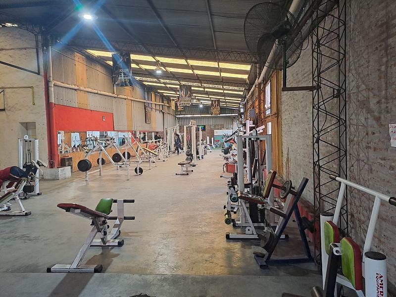 Foto de Alquiler depósito Flo. Varela 2500 m2, buena ubicación, acceso y, imagen 4