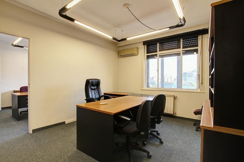 Oficina en venta y alquiler en micricentro
