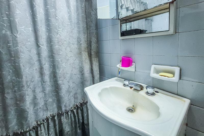 Venta Departamento 4 ambientes Al frente Balcón Caballito