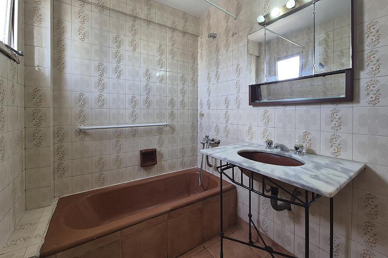 Venta Departamento 3 ambientes Luminoso Balcón Cochera Caballito