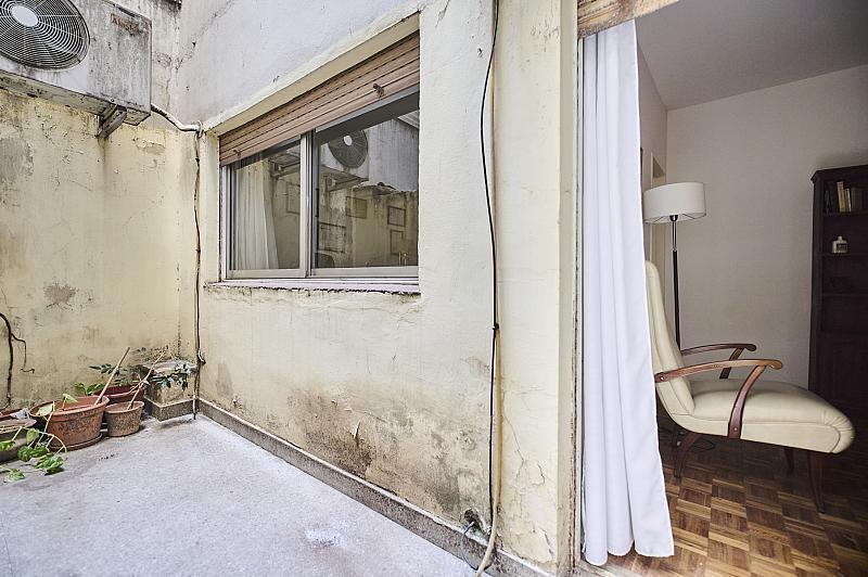 Departamento 2 ambientes Buen estado Apto profesional Bajas expensas con patio en Recoleta