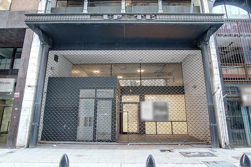 Foto de Excelente Edificio Corporativo de Local mas Oficinas con grán Boveda en, imagen 4
