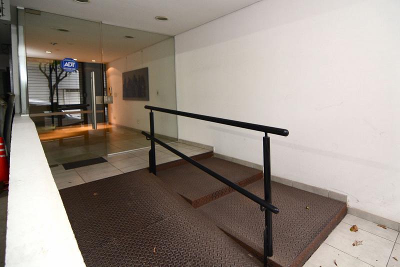 Foto de Edificio en block en venta en Saavedra, imagen 2
