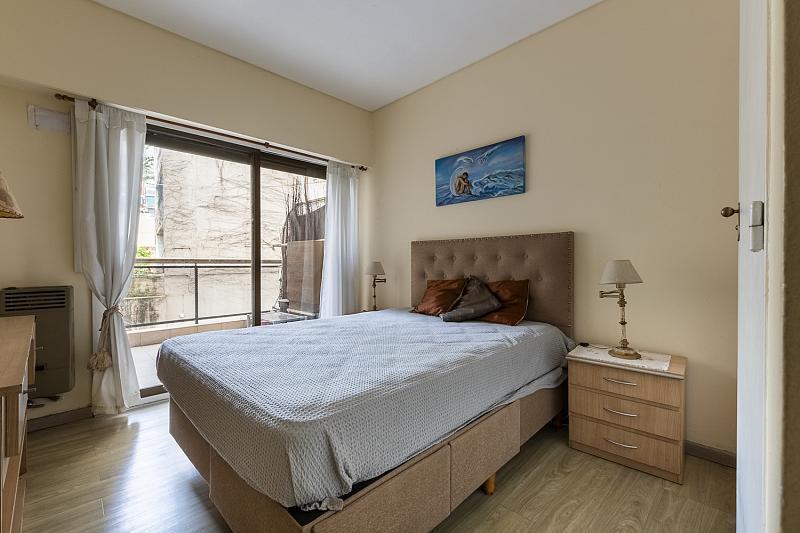 Venta Departamento 2 ambientes Luminoso Balcón Patio Cochera fija Parque Rivadavia Caballito