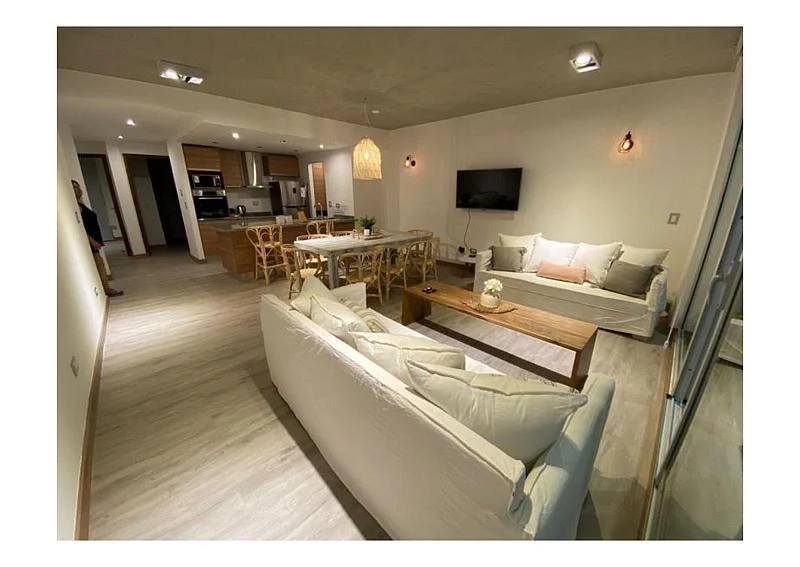 Departamento Venta Pinamar 3 Ambientes Equipado. Vista y salida al mar