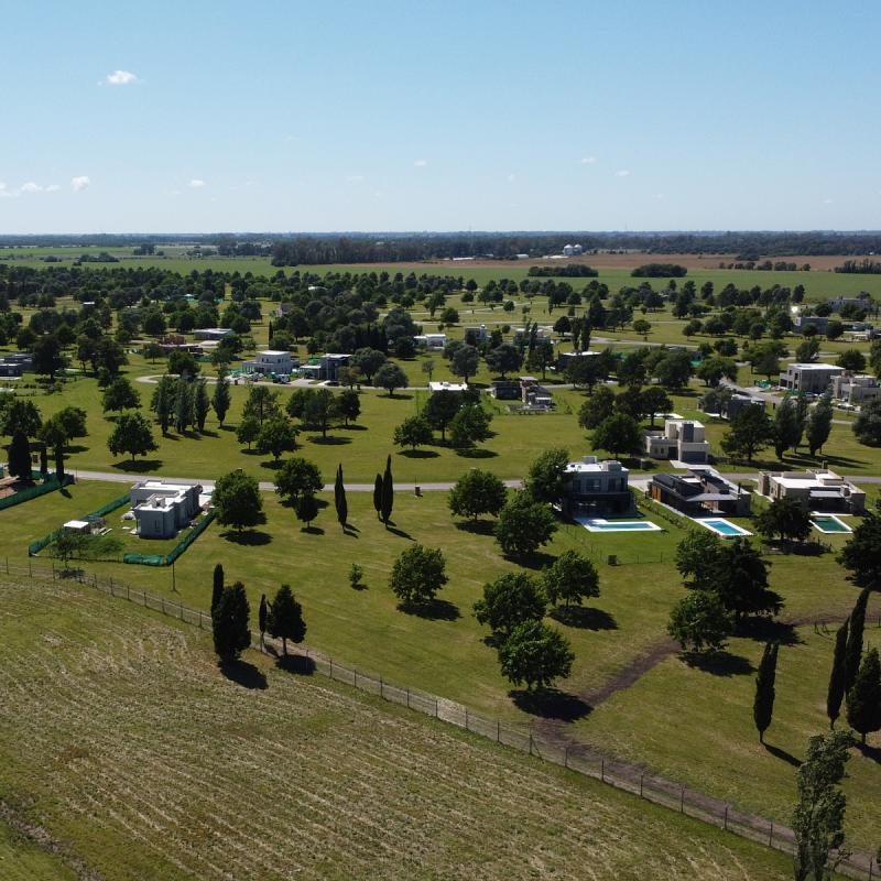 Lote de 1026 m2 en Mirabosques, en Los Cardales.