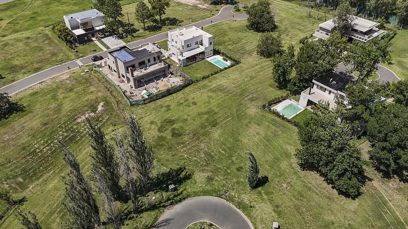 Lote con excelente ubicación en venta.