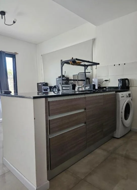 Foto de Depatamento monoambiente con gran balcón en venta en Canning, complejo, imagen 4