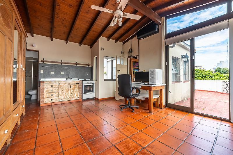 Venta Casa 5 dormitorios Patio Terraza Caballito
