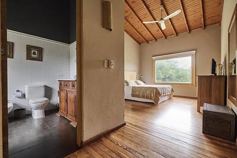 Zárate Chacra Puerto Panal- 4 dorm . 2,7 ha , Excelente construcción - impecable estado 3
