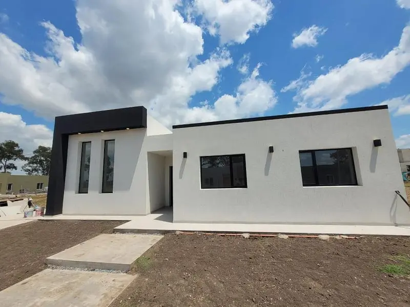 Casa de 4 ambientes, con piscina, A ESTRENAR en Lagos de Canning II. Canning, Esteban Echeverría. 3