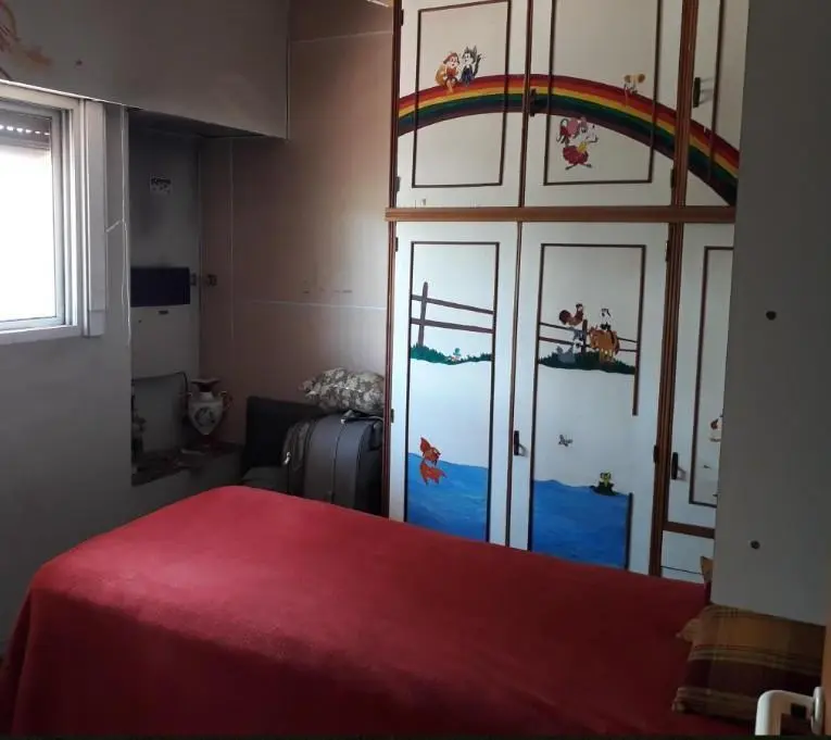 Chalet de 6 ambientes con parque y piscina en Monte Grande. 5