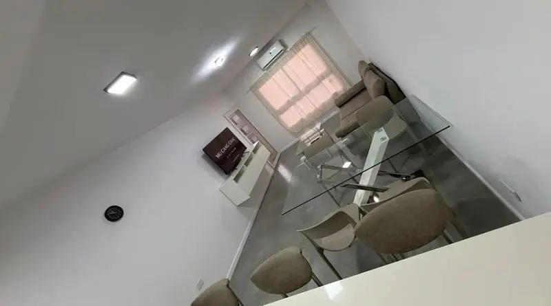 Departamento 2 ambientes en ALQUILER TEMPORARIO, mínimo 6 meses, en Canning Center. 4