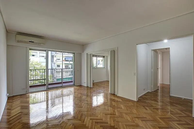 3 ambientes con cochera fija y baulera en Recoleta 2