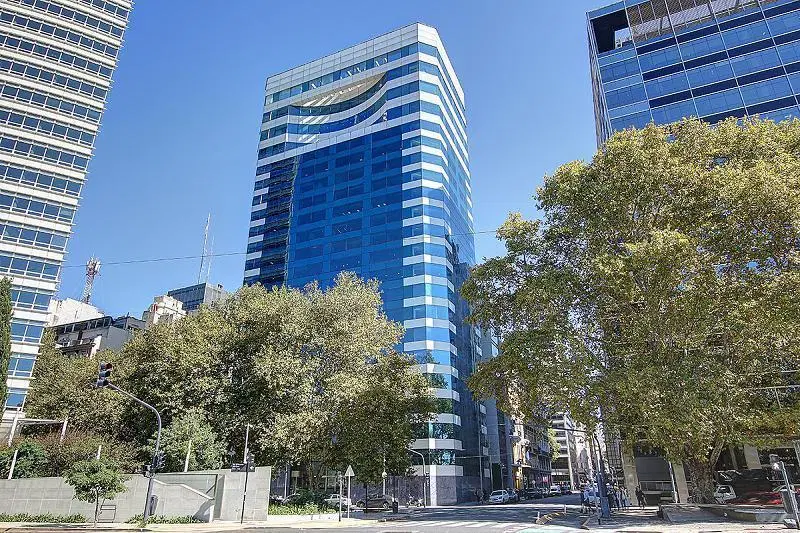 Oficina en alquiler en Catalinas 2