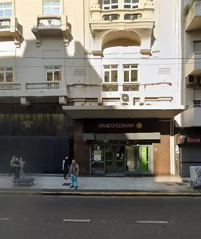 Local comercial en Callao al 100, zona muy comercial a metros de Corrientes, alto transito peatonal 1