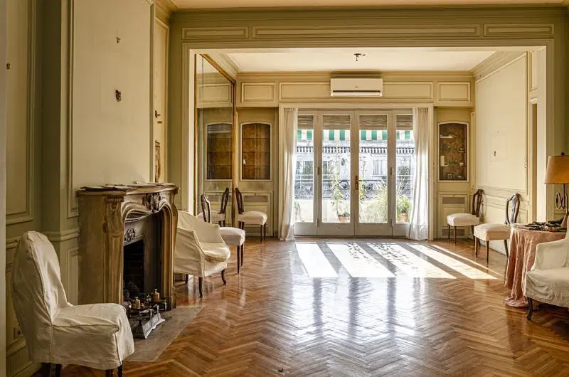 Excelente semipiso al frente con terraza de 120 metros y quincho en la mejor zona de Recoleta. 4
