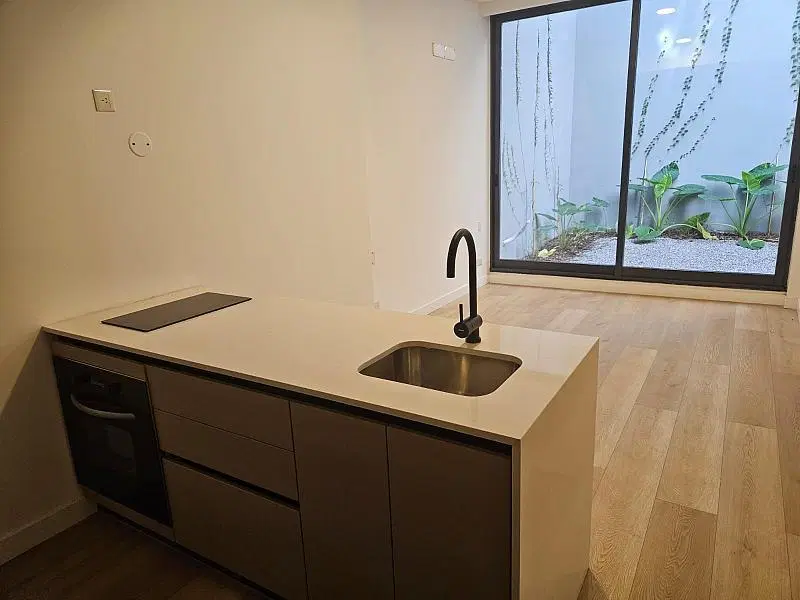 A ESTRENAR Exclusiva PB con expansion Jardín Propio.  Apto Profesional - Domotica de vanguardia. 4
