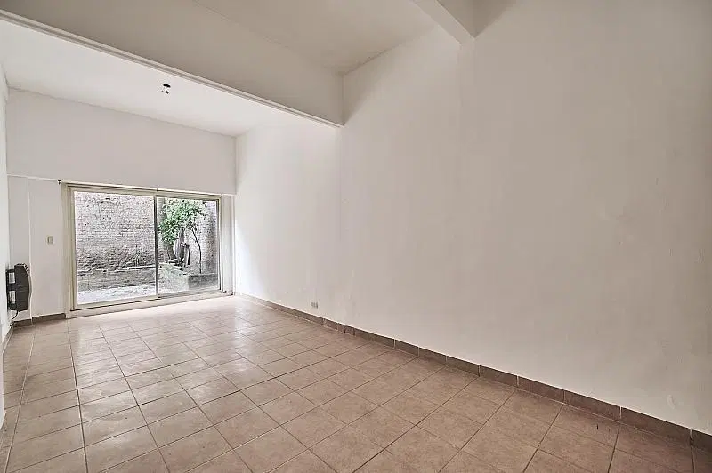 Tres ambientes con patio. Villa Crespo 3