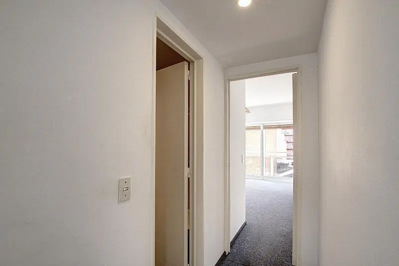 Departamento 2 ambientes Luminoso Impecable Frente Balcon Apto credito en Retiro 5
