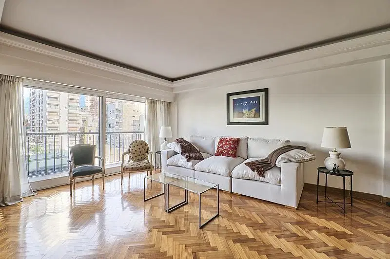 Excelente piso - MONTEVIDEO Y QUINTANA -  Master suite y segundo dormitorio - Cochera 3