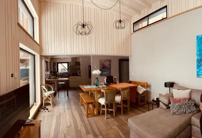 Casa de Diseño en venta en Barrio Cerrado cerca de Centro 4