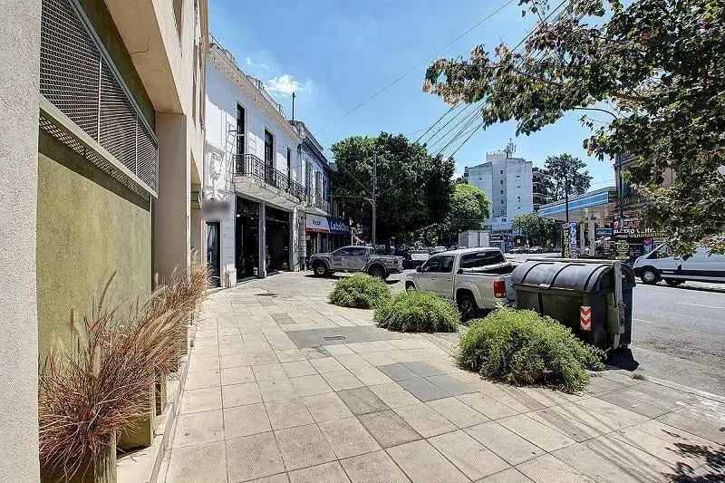 Increible terreno en venta sobre la Avenida Alvarez Thomas en CABA 2