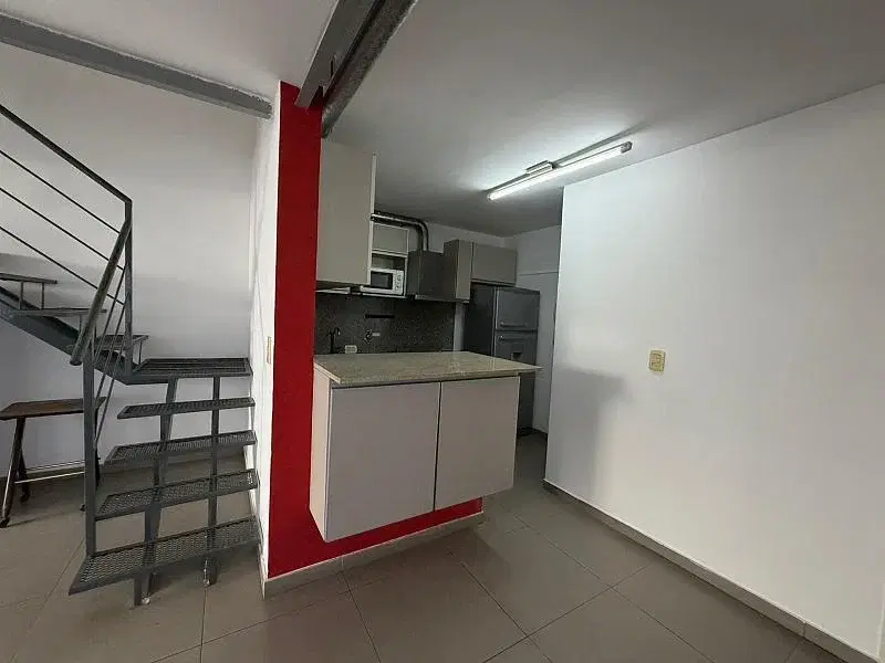 Venta tipo PH 3 Ambientes Amplio Patio Super Luminoso 2