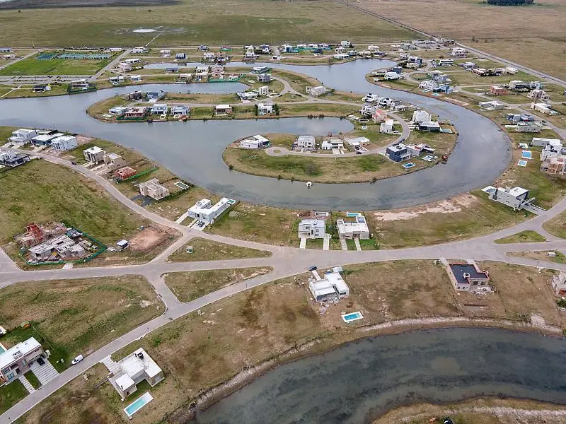 Lote laguna de 763 m2 en Santa Clara Etapa 4. San Vicente. 5
