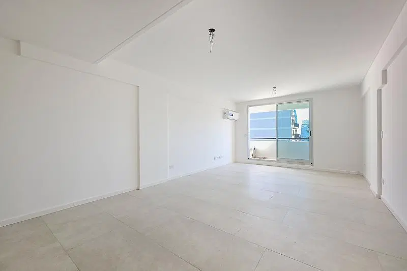 Venta Nuñez Monoamb luminoso con Balcón Vista abierta en Edificio Boutique 5