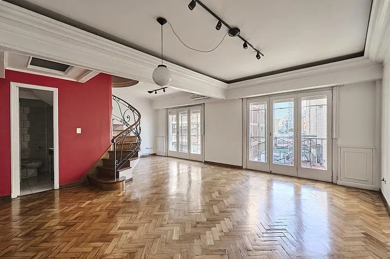 Departamento 4 ambientes Duplex Semipiso Reciclado 2 balcones Luminoso al frente en Recoleta 4