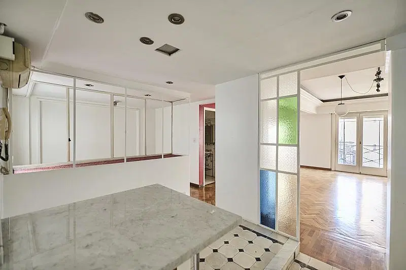Departamento 4 ambientes Duplex Semipiso Reciclado 2 balcones Luminoso al frente en Recoleta 3