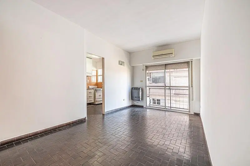 Venta Coghlan 3 ambientes con balcón 1