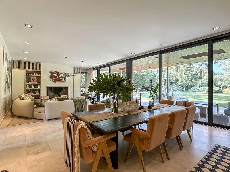 Excelente propiedad de categoría en venta en Altos del Pilar. 4