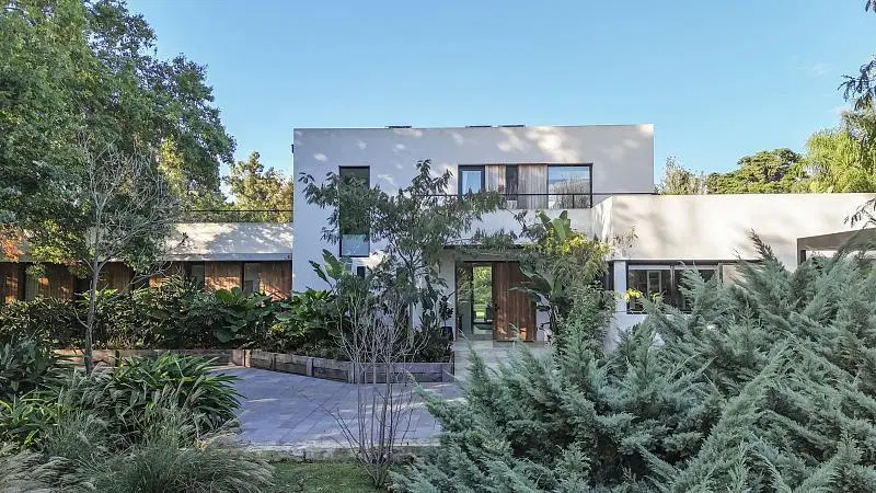 Excelente propiedad de categoría en venta en Altos del Pilar. 5