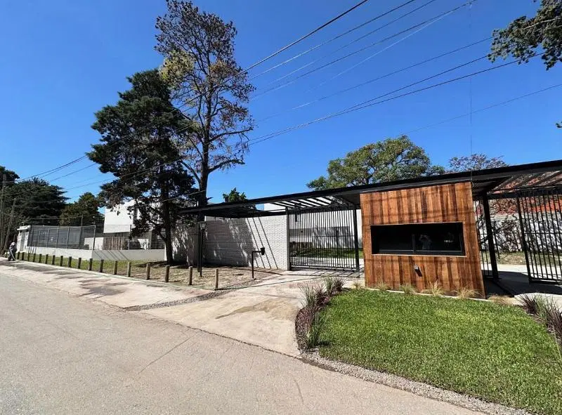 Dúplex de 4 ambientes con jardín en Bosques de Champagnat. Canning, Ezeiza. 5