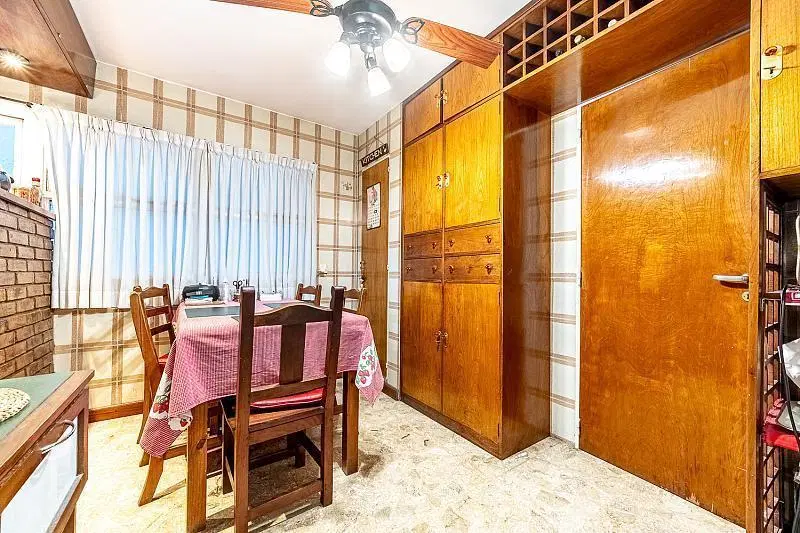 EXCELENTE SEMIPISO AL FRENTE BALCON ATERRAZADO COCHERA FIJA 4