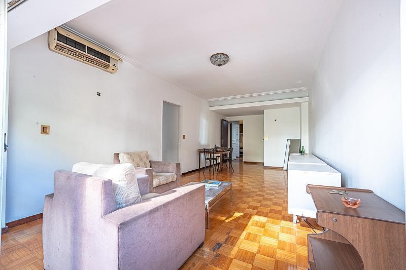 3 ambientes con dependencia en Recoleta.