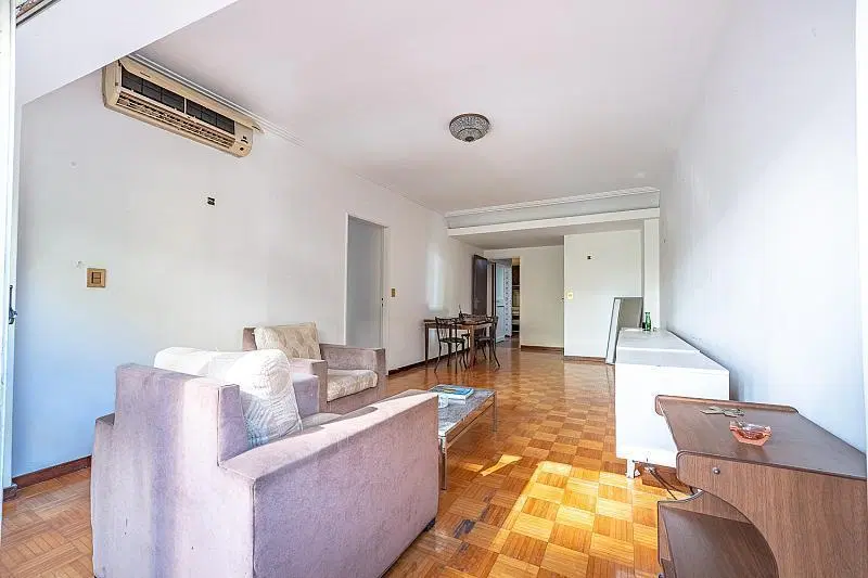 3 ambientes con dependencia en Recoleta. 1
